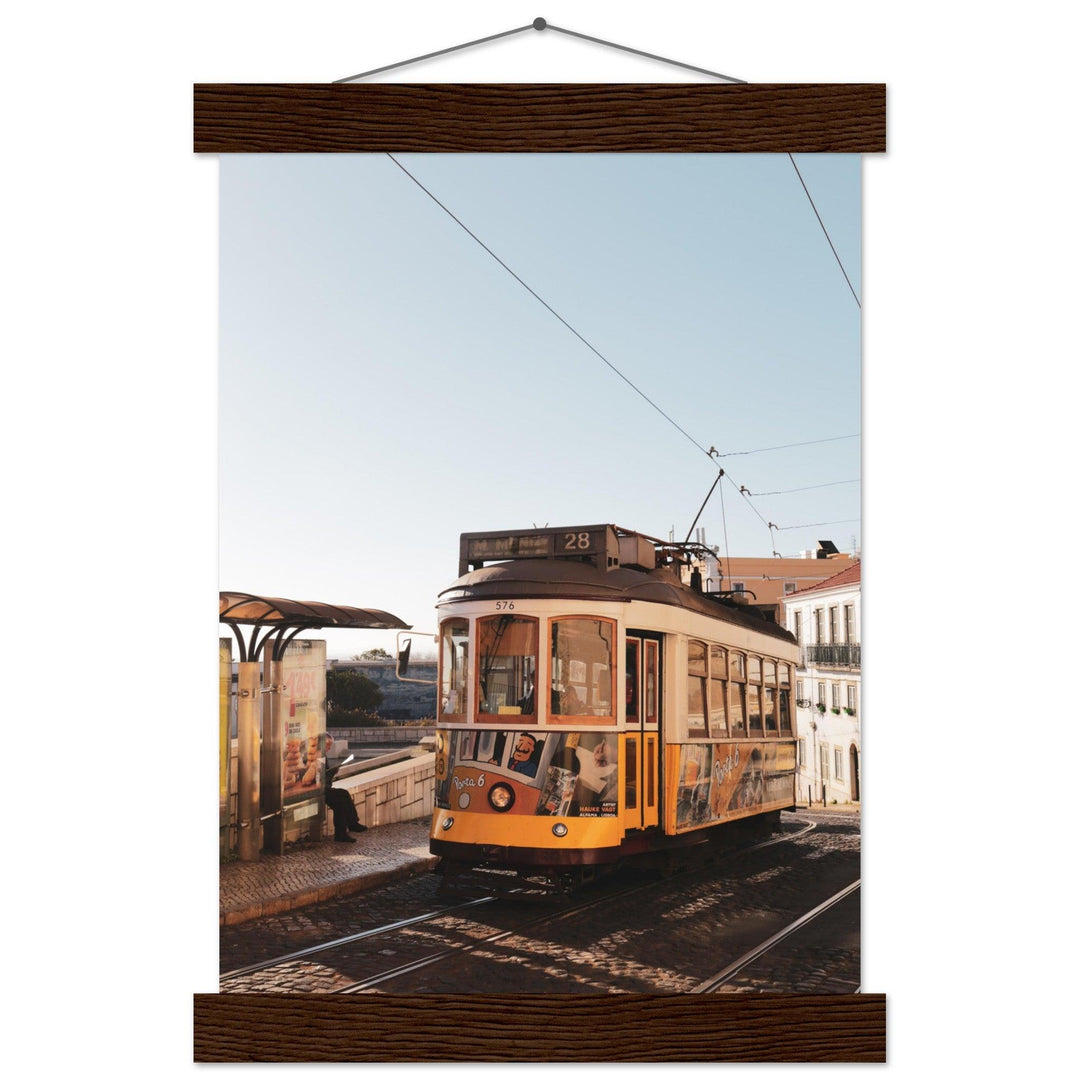 Bahn in Lissabon - Printree.ch Bahn, Foto, Fotografie, issabon, Metro, Nahverkehr, Portugal, Reisen, Sehenswürdigkeiten, Stadtbahn, Straßenbahn, Transport, unsplash, urban, öffentlicher Verkehr