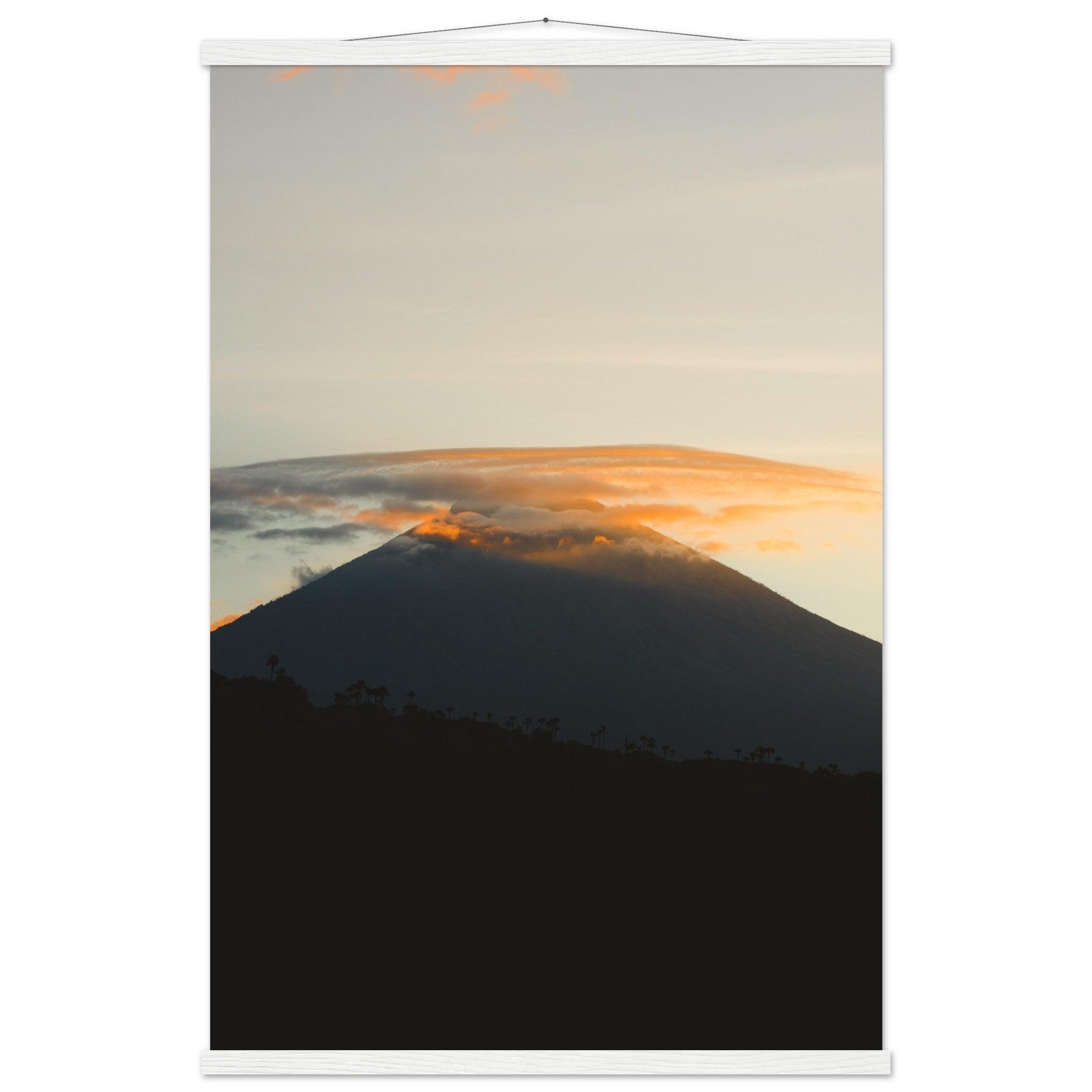 Bali-Schönheit Poster - Printree.ch Abenteuer, Bali, Berge, Berglandschaft, Foto, Fotografie, Indonesien, Natur, Reisen, Reiseziel, Trekking, unsplash, Vulkan, Wandern