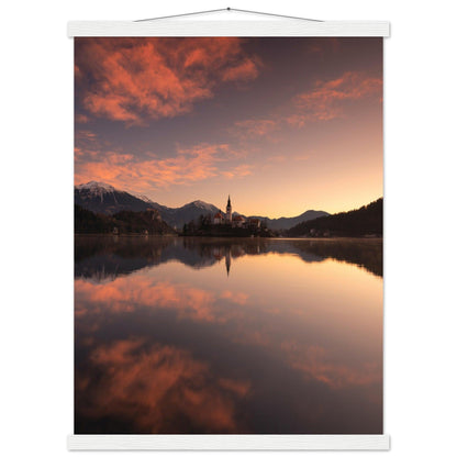 Bled am malerischen See - Printree.ch Abendstimmung, Aussichtspunkt, Bergkulisse, Bled, Foto, Fotografie, Landschaft, Natur, Reisen, romantisch, See, Slowenien, Sonnenuntergang, unsplash, Wassersport