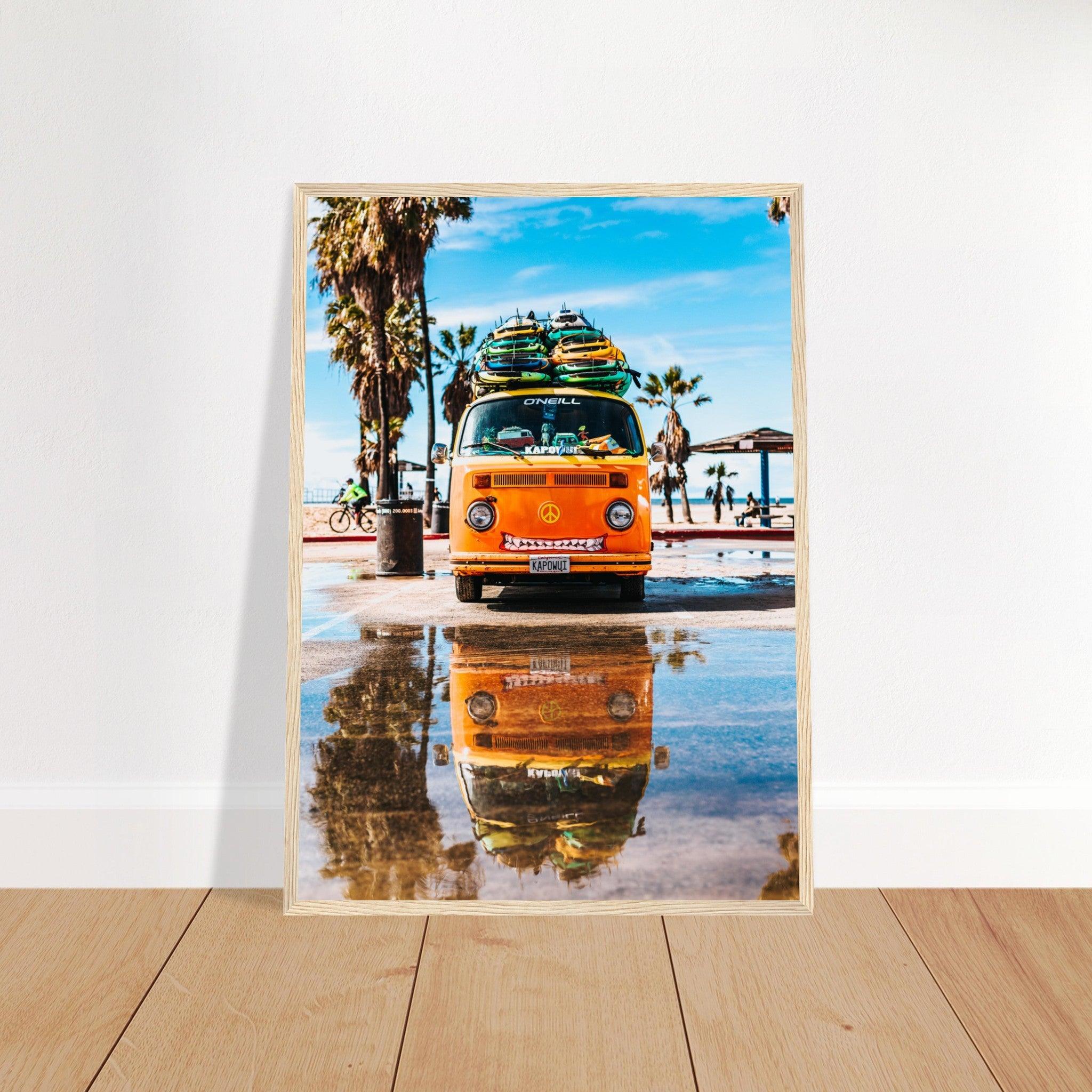 Hawaii VW-Bus Poster - Printree.ch Abenteuer, Campervan, Foto, Fotografie, Hawaii, Inseln, Küste, Reisen, Retro, Roadtrip, Strand, Surfen, unsplash, VW-Bus