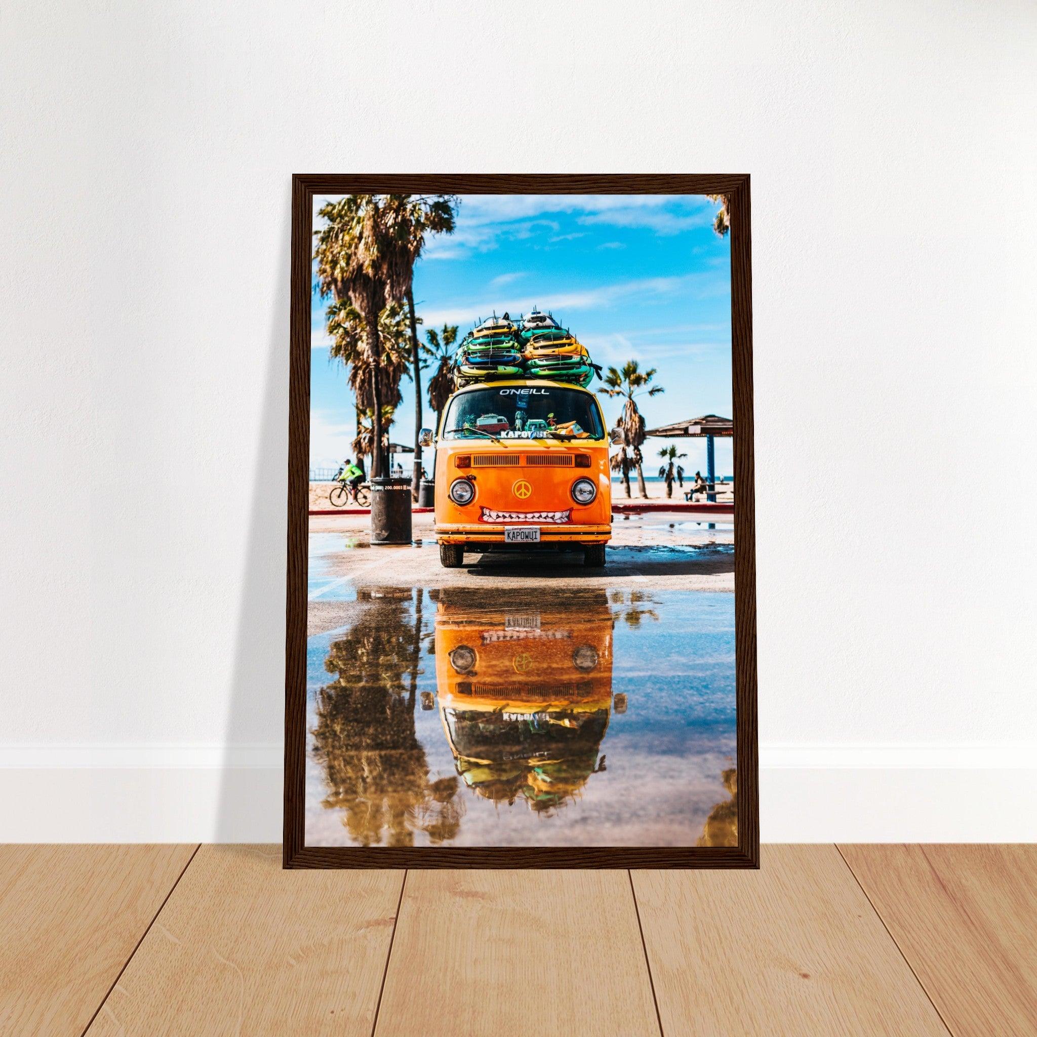 Hawaii VW-Bus Poster - Printree.ch Abenteuer, Campervan, Foto, Fotografie, Hawaii, Inseln, Küste, Reisen, Retro, Roadtrip, Strand, Surfen, unsplash, VW-Bus