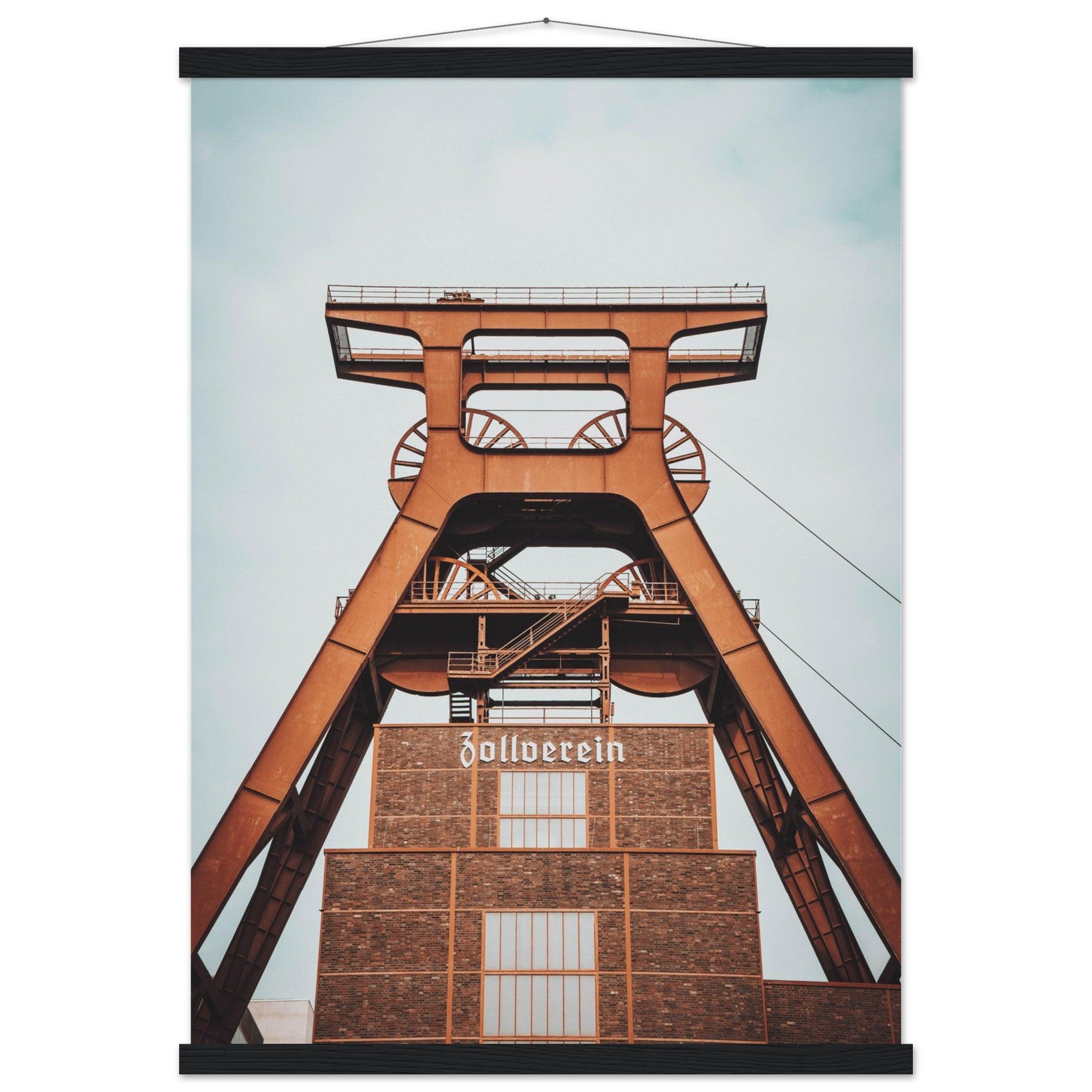 Industriearchitektur-Poster: Zeche Zollverein - Printree.ch Architektur, Ausstellung, Bergbau, Essen, Foto, Fotografie, Industriedenkmal, Industriekultur, Kultur, Museum, Reisen, Ruhrgebiet, UNESCO-Welterbe, unsplash, Zeche Zollverein