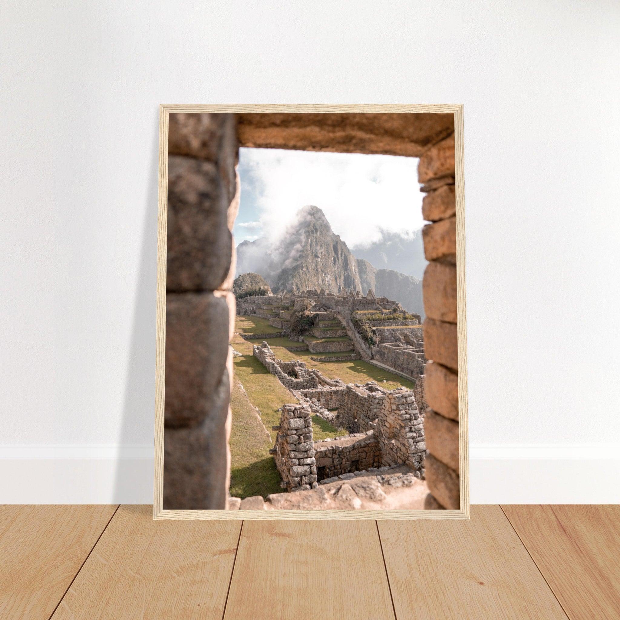 Machu Picchu Poster - Printree.ch Anden, Archäologie, Berglandschaft, Foto, Fotografie, Inka, Kultur, Machu Picchu, Peru, Reisen, Ruinen, Sehenswürdigkeit, unsplash, Wanderung, Weltwunder