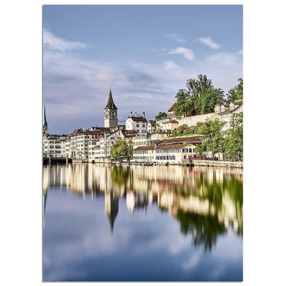 Majestätische Schönheit Zürichs Altstadt mit Limmat - Printree.ch alt, architektur, blau, blick, brücke, eifach-züri, europa, europäisch, fluss, gebäude, grossmünster, innenstadt, kathedrale, kirche, limmat, panorama, reisen, schweiz, schweizer, see, skyline, stadt, stadtbild, strasse, tourismus, turm, urban, wahrzeichen, zürich