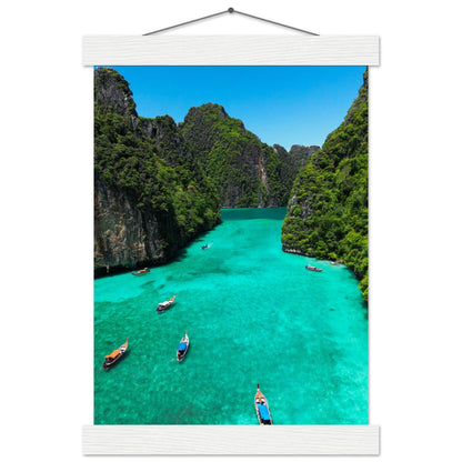 Pi Leh Bay Poster: Tropische Schönheit - Printree.ch Andamanisches Meer, Bootstour, Foto, Fotografie, Inseln, Krabi, Küstenlandschaft, Mueang Krabi Bezirk, Naturschönheit, Pi Leh Bay, Pi Leh Lagoon, Reisen, Thailand, türkisfarbenes Wasser, unsplash