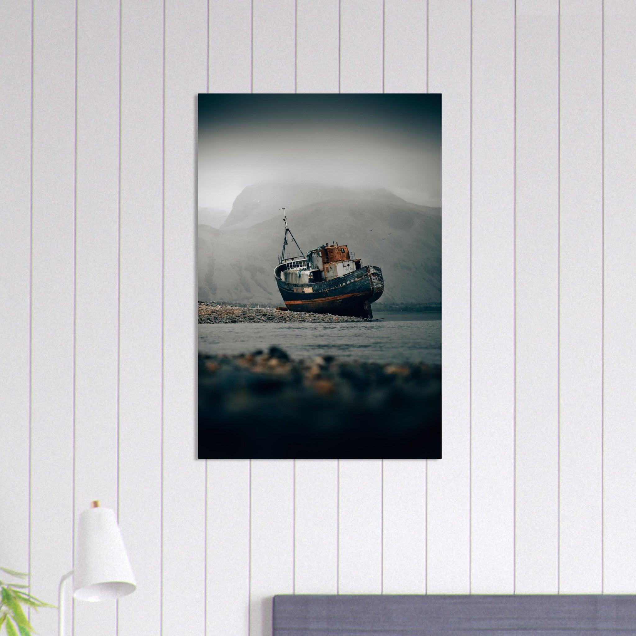 Schottisches Schiffswrack Poster - Printree.ch Foto, Fotografie, Geschichte, Küste, maritimes Erbe, Meereslandschaft, Reisen, Schiffswrack, Schottland, Sehenswürdigkeit, unsplash, Unterwasserwelt, Wracktauchen