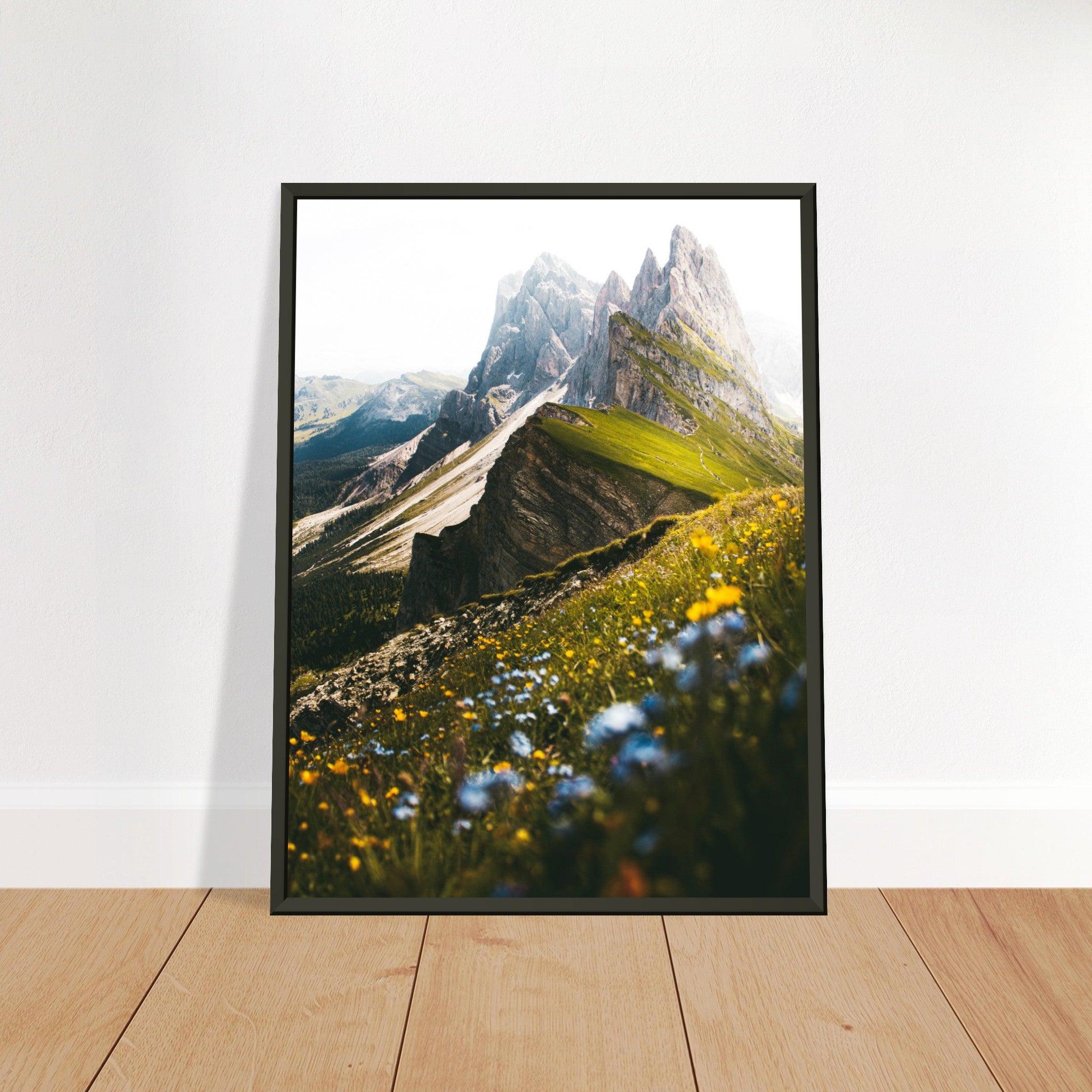 Seceda Naturposter - Printree.ch Alpen, Aussichtspunkt, Berglandschaft, Dolomiten, Foto, Fotografie, Italien, Natur, Ortisei, Panorama, Reisen, Seceda, Skifahren, unsplash, Wanderung