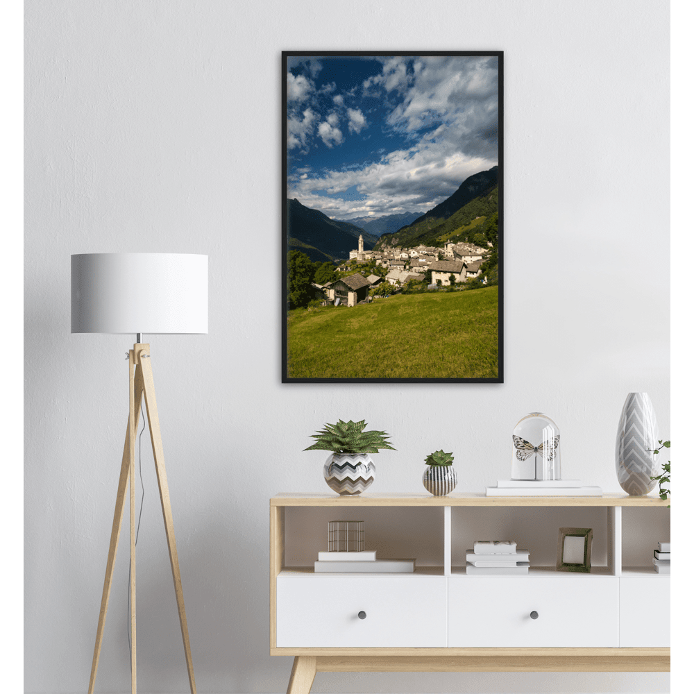 Soglio GR - Printree.ch alpen, alt, architektur, berg, berge, blick, bäume, denkmal, dorf, einfachschweizer, europa, exklusiv, Foto, Fotografie, gebäude, grün, herbst, historisch, häuser, kirche, landschaft, maloja, mittelalterlich, natur, nebel, panorama, Poster, reisen, Schweiz, soglio, stadt, stein, tal, tourismus