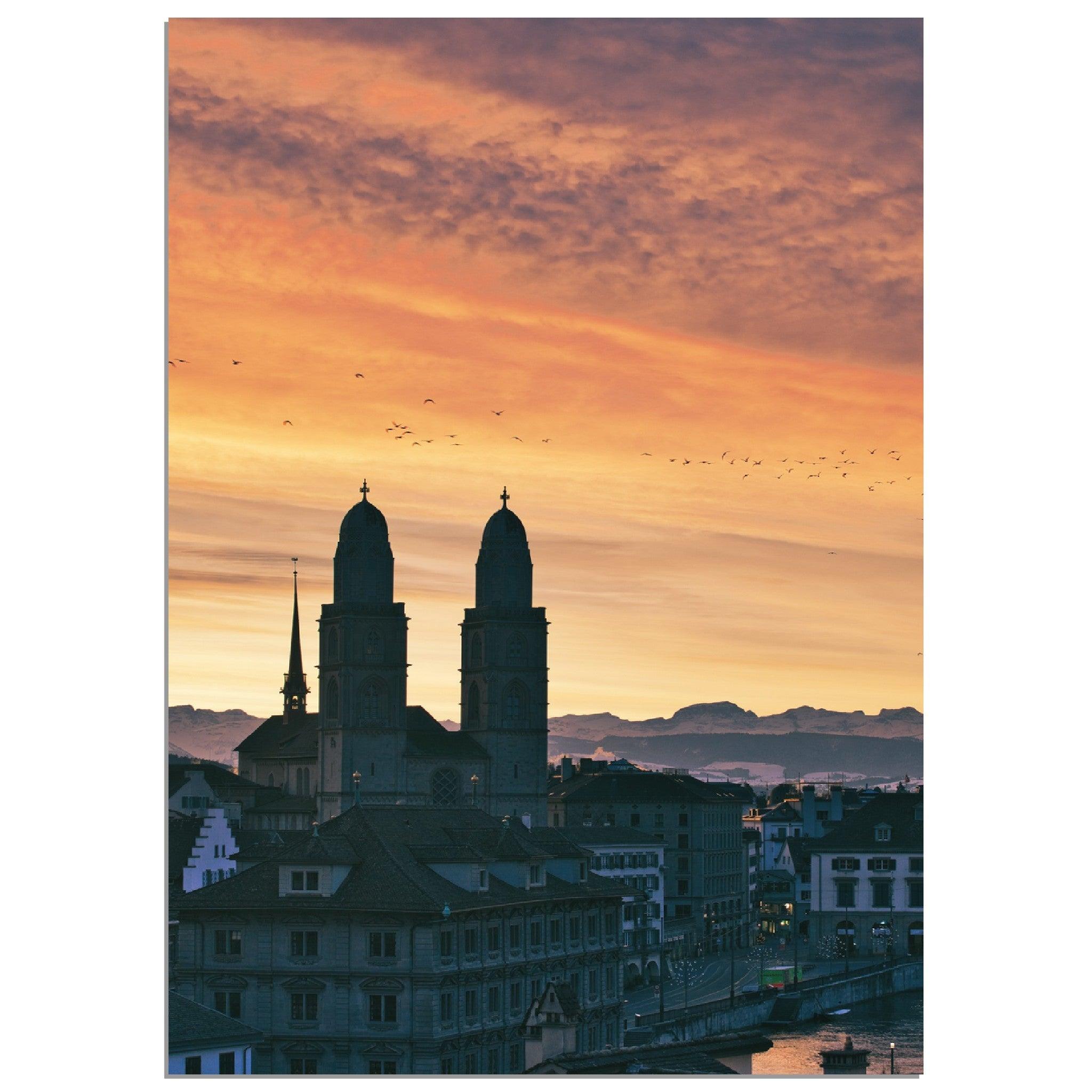 Sonnenaufgang Zürich - Printree.ch alt, architektur, blau, blick, brücke, eifach-züri, europa, europäisch, fluss, gebäude, grossmünster, innenstadt, kathedrale, kirche, limmat, panorama, reisen, schweiz, schweizer, see, skyline, stadt, stadtbild, strasse, tourismus, turm, urban, wahrzeichen, zürich