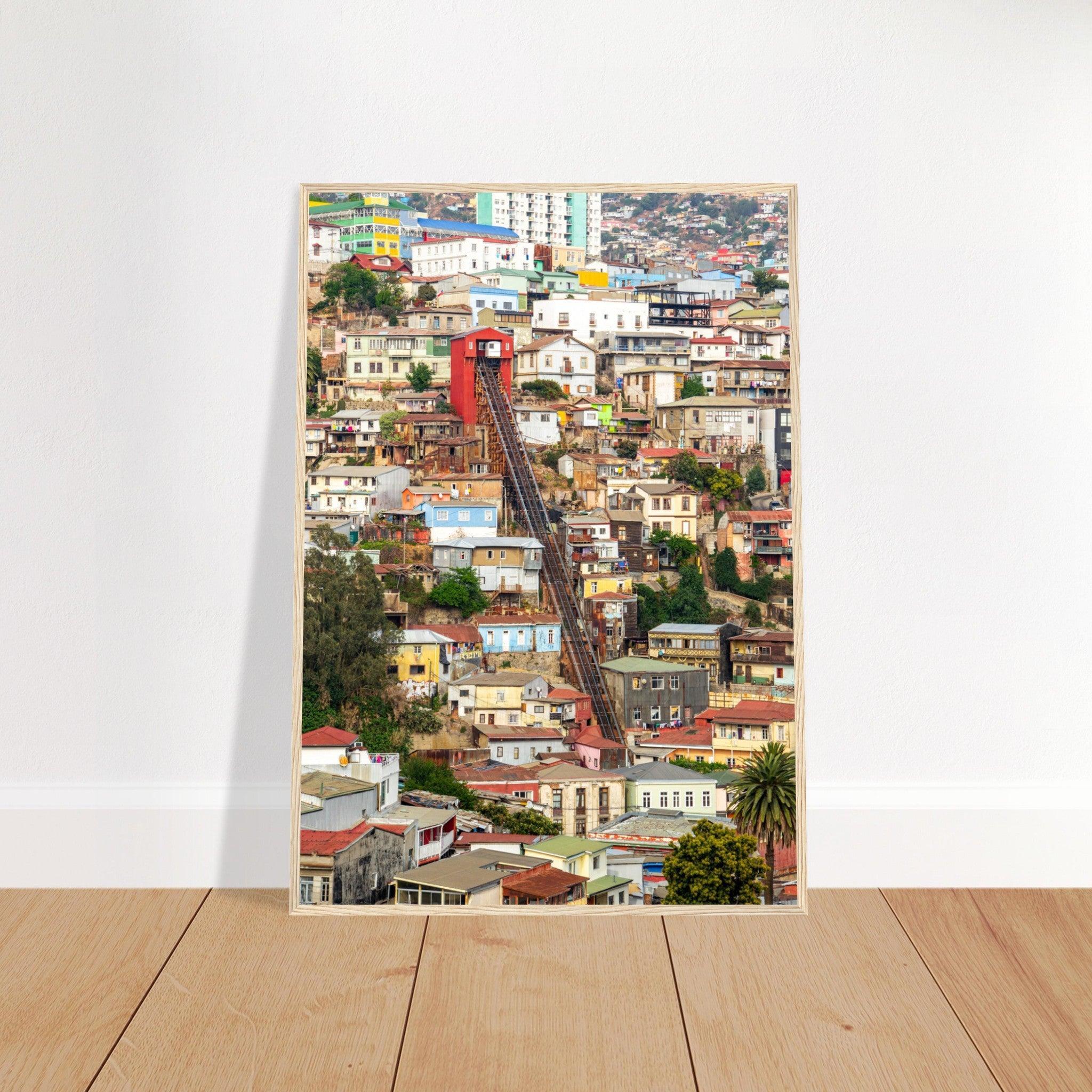 Valparaíso Schönheitsposter - Printree.ch bunte Häuser, Chile, Farben, Foto, Fotografie, Hafenstadt, Kultur, Künstlerviertel, Küste, Reisen, Stadtbild, Straßenkunst, UNESCO-Welterbe, unsplash, Valparaíso