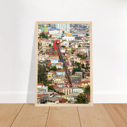 Valparaíso Schönheitsposter - Printree.ch bunte Häuser, Chile, Farben, Foto, Fotografie, Hafenstadt, Kultur, Künstlerviertel, Küste, Reisen, Stadtbild, Straßenkunst, UNESCO-Welterbe, unsplash, Valparaíso