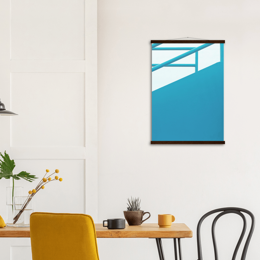 Geländer Blau minimalistischer Lebensstil - Printree.ch Architektur, blau, Brücke, Bungalows, Dach, Dächer, Form, Foto, Fotografie, Gebäude, grossstädtisch, Horizont, im Freien, Immobilien, klarer blauer Himmel, Klima, Küste, Metropole, minimalistisch, Natur, niemand, Perspektive, Reisen, riesig, Sommer, Strand, Struktur, Treppe, urban, Wasser, Zement