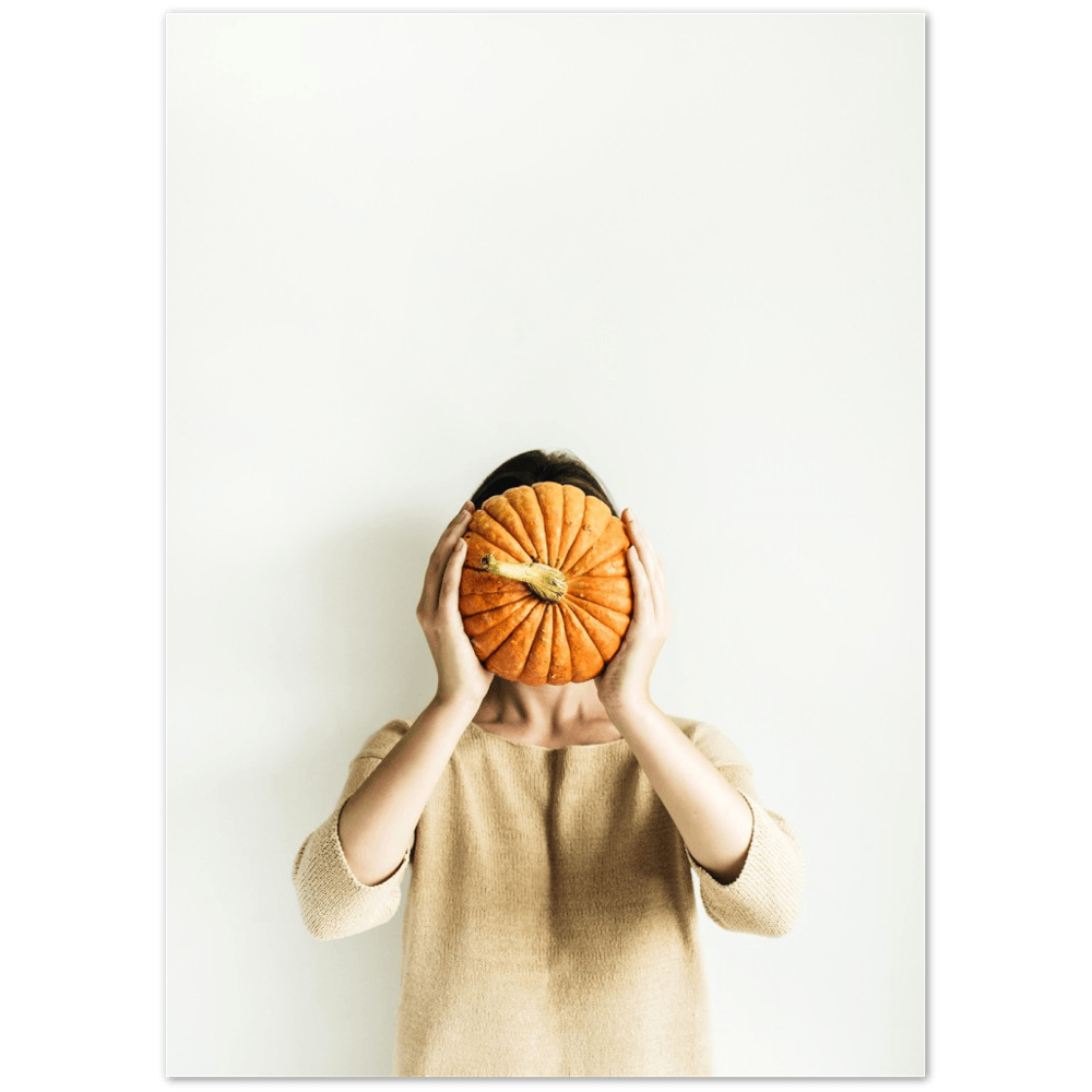 Kürbis Gesicht - Printree.ch Dekoration, Foto, Fotografie, Frau, Gesicht, Halloween, Herbst, Kreativität, Kürbis, minimal, minimalistischen Lebensstil, Natur, Stimmung