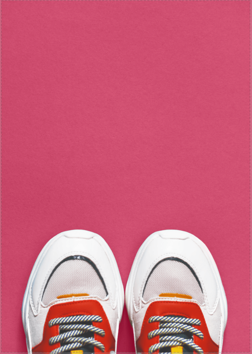 Schuhe - Viva Magenta Red Trendfarbe für 2023 - Printree.ch Foto, Fotografie, Poster