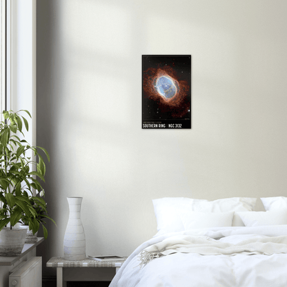 Südlicher Ringnebel Poster - Printree.ch Astronomie, astronomisches Objekt, Deep-Space-Fotografie, Foto, Fotografie, Galaxie, Himmelskörper, NASA, Nebel, Poster, space, Sternbild, südlicher Ringnebel, Universum, WEBB, Weltraum