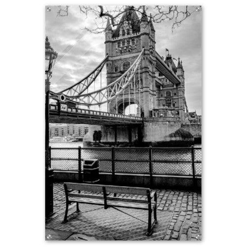 Tower Bridge in London - Printree.ch architektur, art, attraktion, berühmt, blau, britannien, britisch, brücke, detail, dunkel, england, europa, europäisch, fluss, Foto, fotografie, gebäude, geschichte, groß, großbritannien, hauptstadt, himmel, hintergrund, historisch, kopf, kraftvoll, kunst, licht, london, low key, monochrom, nahaufnahme, reisen, schwarz, schwarzer hintergrund, stadt, stadtbild, städtisch, themse, touristisch, tower, wahrzeichen, wasser, weiß, zugbrücke