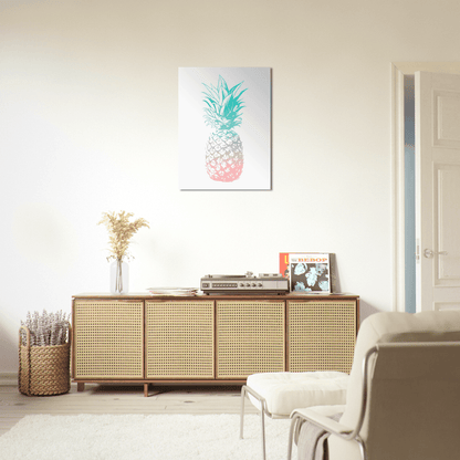 Tropisches Ananas-Poster: Exotik für Ihr Zuhause! - Printree.ch abstrakt, Ananas, boho, bunt, Design, einfach, Einfachheit, Ernährung, Farbe, farbig, frisch, funky, gelb, hell, Hintergrund, Illustration, Konzept, kreativ, lebendig, Lebensmittel, minimal, Mode, Obst, organisch, pastell, rosa, Spaß, Stil, surreal, tropisch, weiß